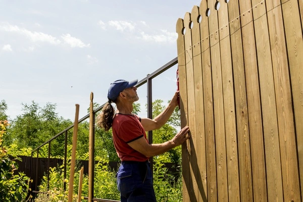 Professional fencing contractors in Tacoma, WA Professional fencing contractors in Tacoma, WA